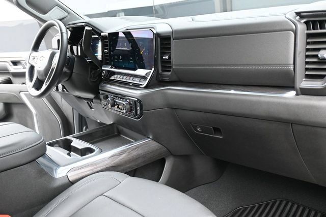 Certified 2025 Chevrolet Silverado 2500 LTZ w/ LTZ Convenience Package AWD/4WD image 29