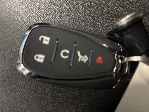 Used 2022 Chevrolet Equinox LT image 28