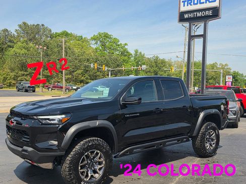 Used 2024 Chevrolet Colorado ZR2 w/ ZR2 Convenience Package III AWD/4WD image 1