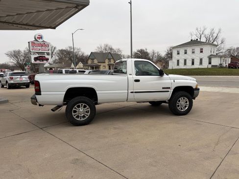 Used 2002 Dodge Ram 2500 Truck SLT image 18