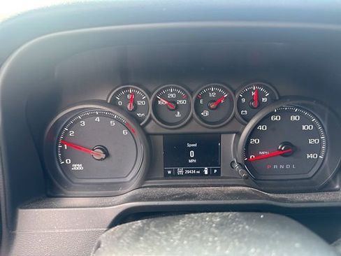 Used 2019 Chevrolet Silverado 1500 Custom w/ Custom Value Package image 9