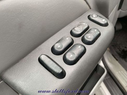 Used 2003 Ford Explorer Sport Trac XLS RWD image 18