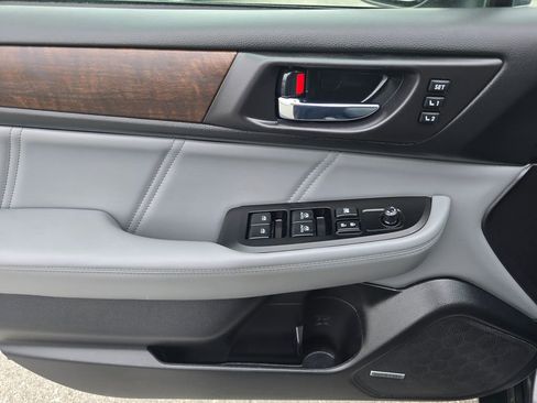 Used 2019 Subaru Outback 2.5i Limited w/ Protection Package #1 AWD/4WD image 18