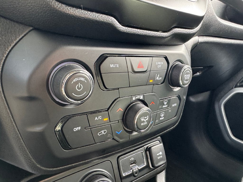 Used 2021 Jeep Renegade Sport AWD/4WD image 25