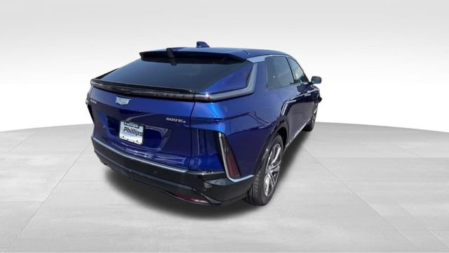 Certified 2024 Cadillac Lyriq Luxury w/ LPO, Floor Liner Package AWD/4WD image 9