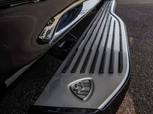 Used 2023 Mercedes-Benz Maybach GLS 600 Maybach GLS 600 image 85