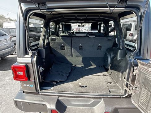 Used 2021 Jeep Wrangler Unlimited Sahara w/ Cold Weather Group image 30