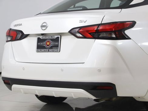Used 2020 Nissan Versa SV image 35