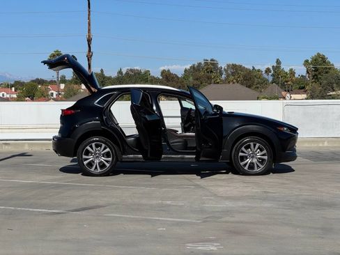 Used 2023 MAZDA CX-30 AWD 2.5 S w/ Premium Package image 28