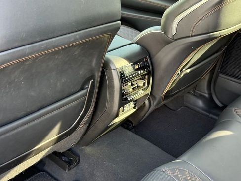 Used 2024 Jeep Grand Cherokee Summit AWD/4WD image 27