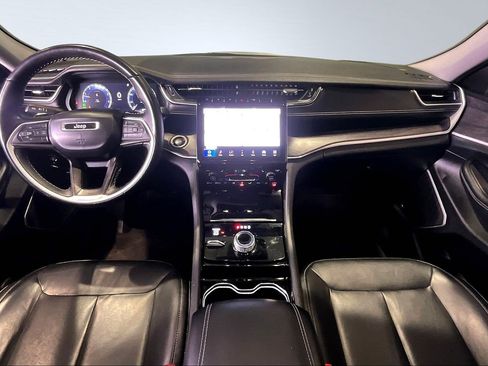 Used 2022 Jeep Grand Cherokee L Limited image 7