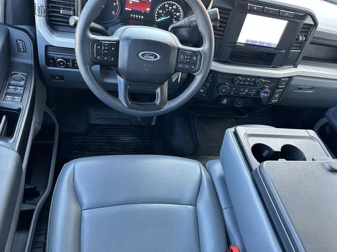 Used 2024 Ford F250 XL image 8