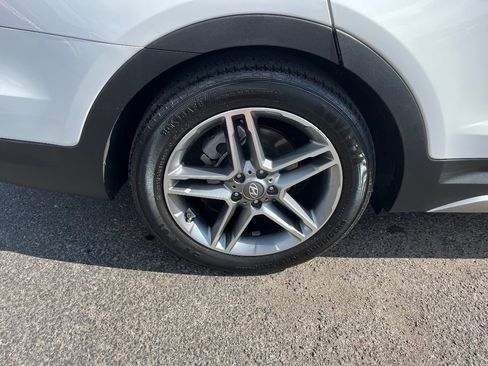 Used 2019 Hyundai Santa Fe XL image 47