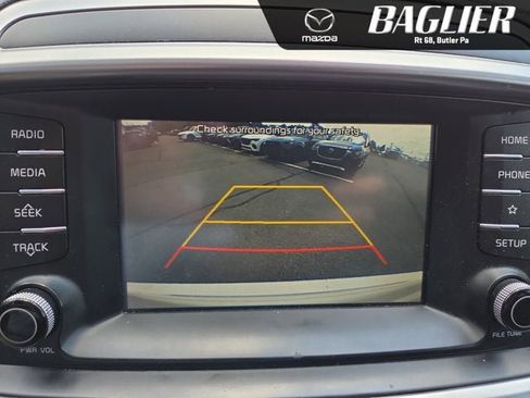 Used 2020 Kia Sorento LX image 20