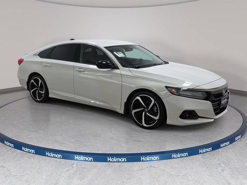Used 2021 Honda Accord Sport Special Edition image 4