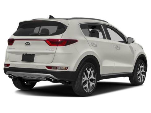 Used 2018 Kia Sportage SX image 2