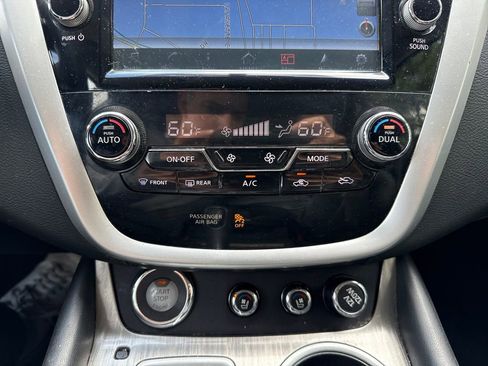 Used 2016 Nissan Murano Platinum w/ Platinum Technology Package AWD/4WD image 19