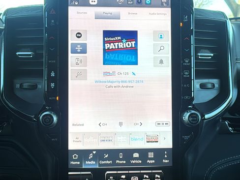 New 2026 RAM 2500 Limited AWD/4WD image 31