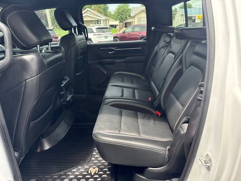 Used 2022 RAM 1500 Laramie AWD/4WD image 10