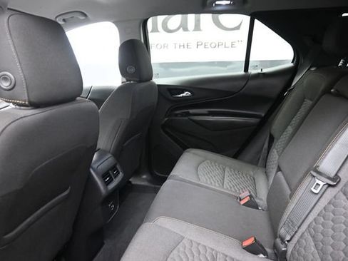 Used 2021 Chevrolet Equinox LT FWD image 22