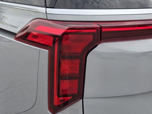 New 2026 Kia Carnival EX image 11