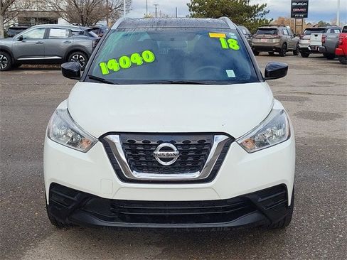 Used 2018 Nissan Kicks SV image 9