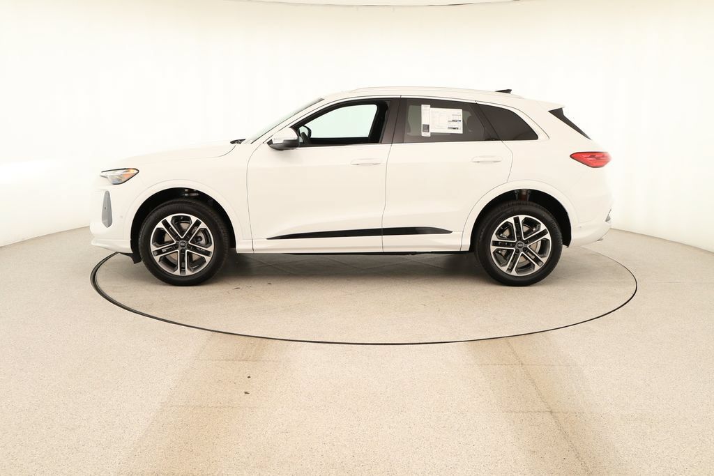 New 2026 Audi Q5 Premium AWD/4WD image 2