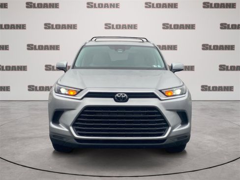 Used 2024 Toyota Grand Highlander XLE image 8