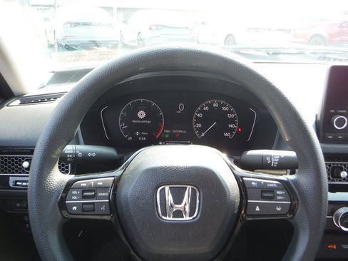 Used 2023 Honda Civic LX image 25