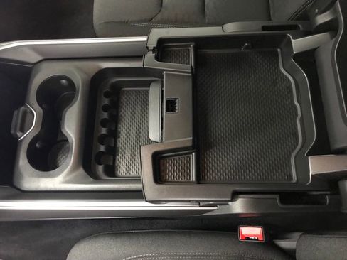 New 2026 RAM 1500 4x4 Crew Cab image 25