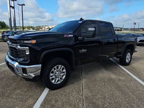 Certified 2024 Chevrolet Silverado 2500 LT w/ Texas Edition AWD/4WD image 4