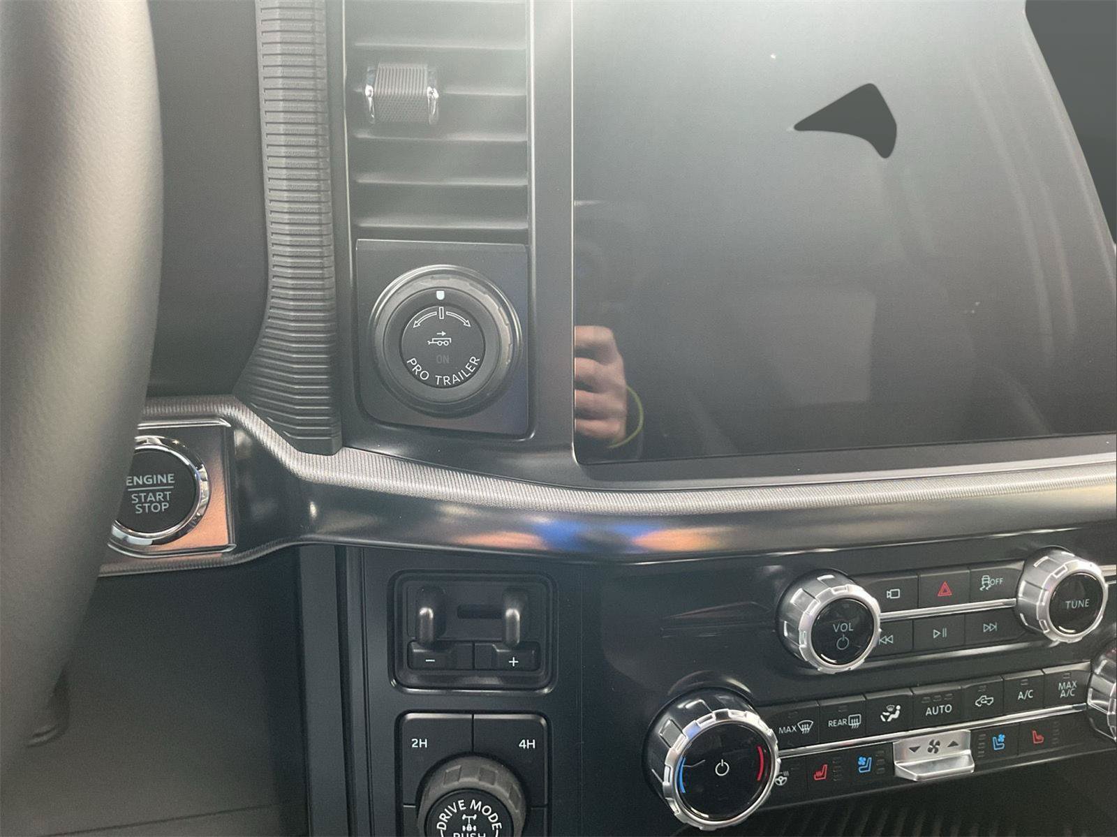 New 2025 Ford F150 Raptor AWD/4WD image 17