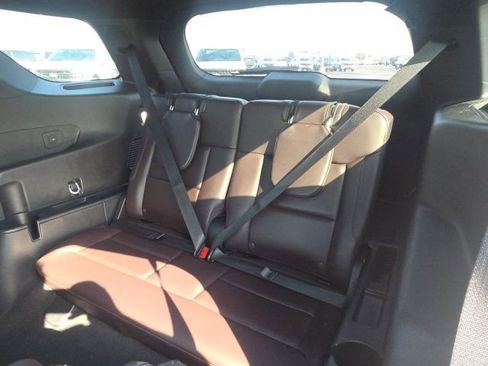 Used 2025 Ford Explorer Platinum w/ LUX Leather Package image 19