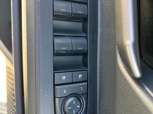 Used 2025 Toyota Tacoma TRD Off-Road w/ TRD Off Road Upgrade Package image 12