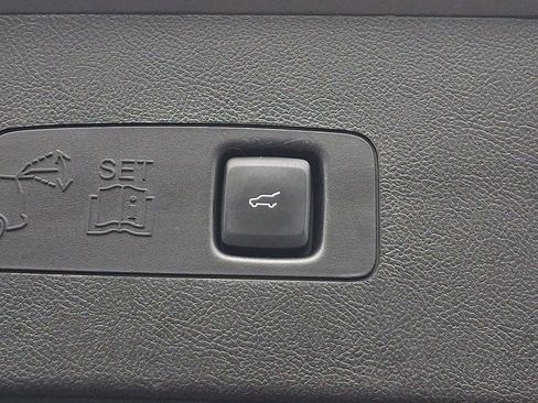 Used 2022 Lincoln Corsair AWD w/ Premium Package image 30