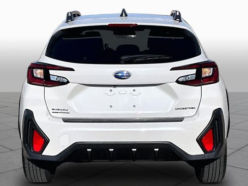 Used 2024 Subaru Crosstrek 2.0i Premium AWD/4WD image 5