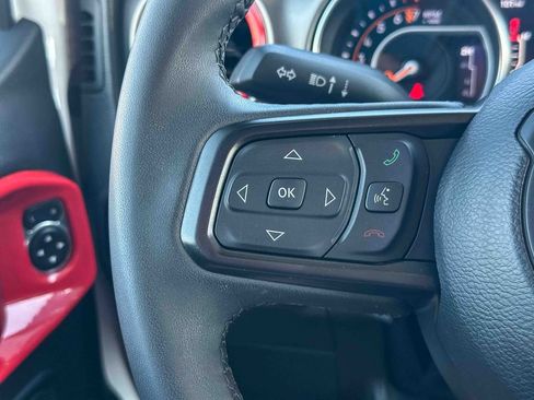 Used 2023 Jeep Gladiator Sport AWD/4WD image 28