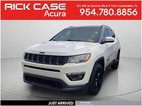 Used 2020 Jeep Compass Latitude FWD image 1