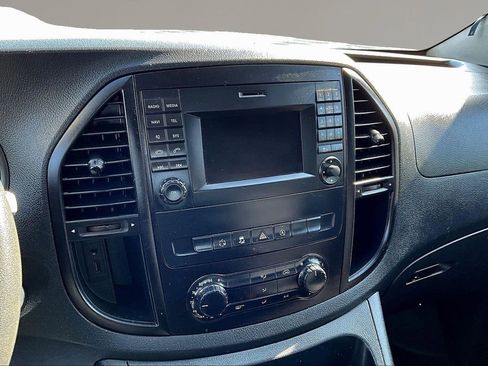 Used 2019 Mercedes-Benz Metris w/ Driver Comfort Package image 9
