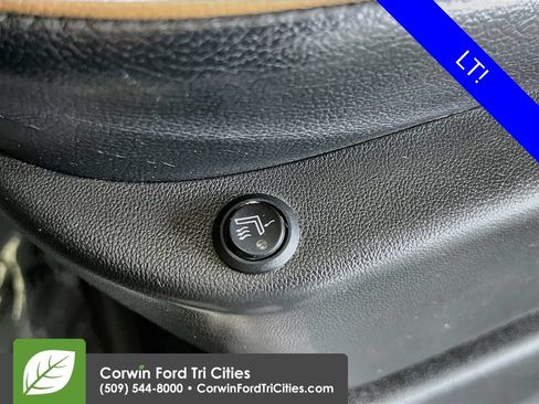Used 2023 Chevrolet Silverado 3500 LT AWD/4WD image 27
