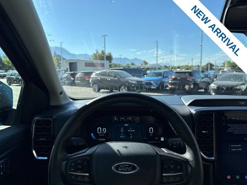 Used 2025 Ford Ranger Lariat w/ FX4 Off-Road Package AWD/4WD image 21