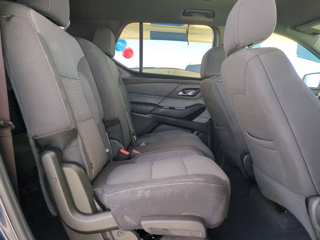 Used 2023 Chevrolet Traverse LT FWD image 33