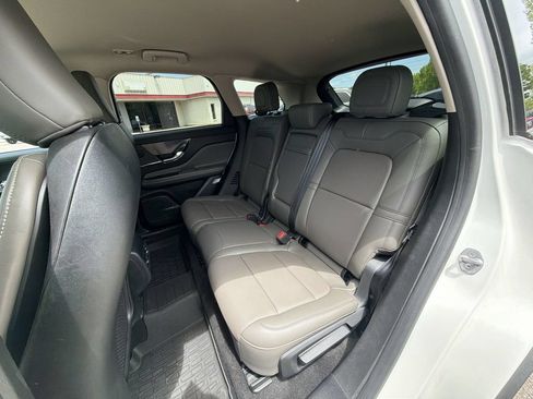 Used 2023 Lincoln Corsair Reserve AWD/4WD image 23