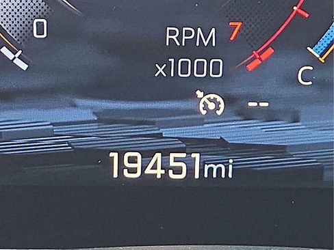 Used 2025 Chevrolet Tahoe LT image 23