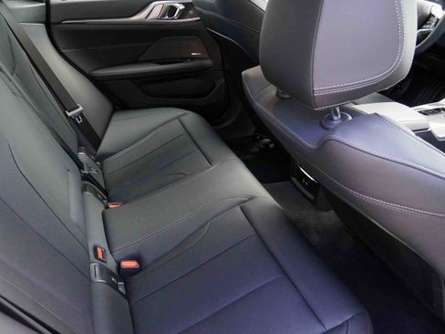 Certified 2025 BMW 430i w/ Premium Package image 34