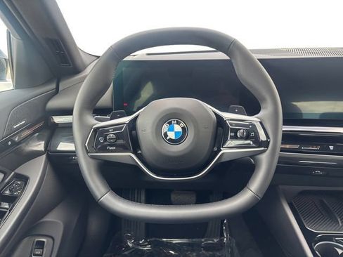 Used 2026 BMW 530i xDrive AWD/4WD image 13