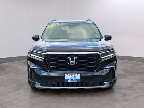 Certified 2023 Honda Pilot Touring image 2
