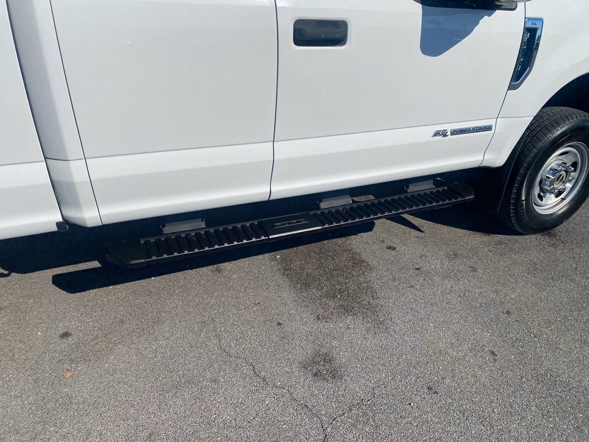Used 2017 Ford F250 XL w/ Power Equipment Group AWD/4WD image 19