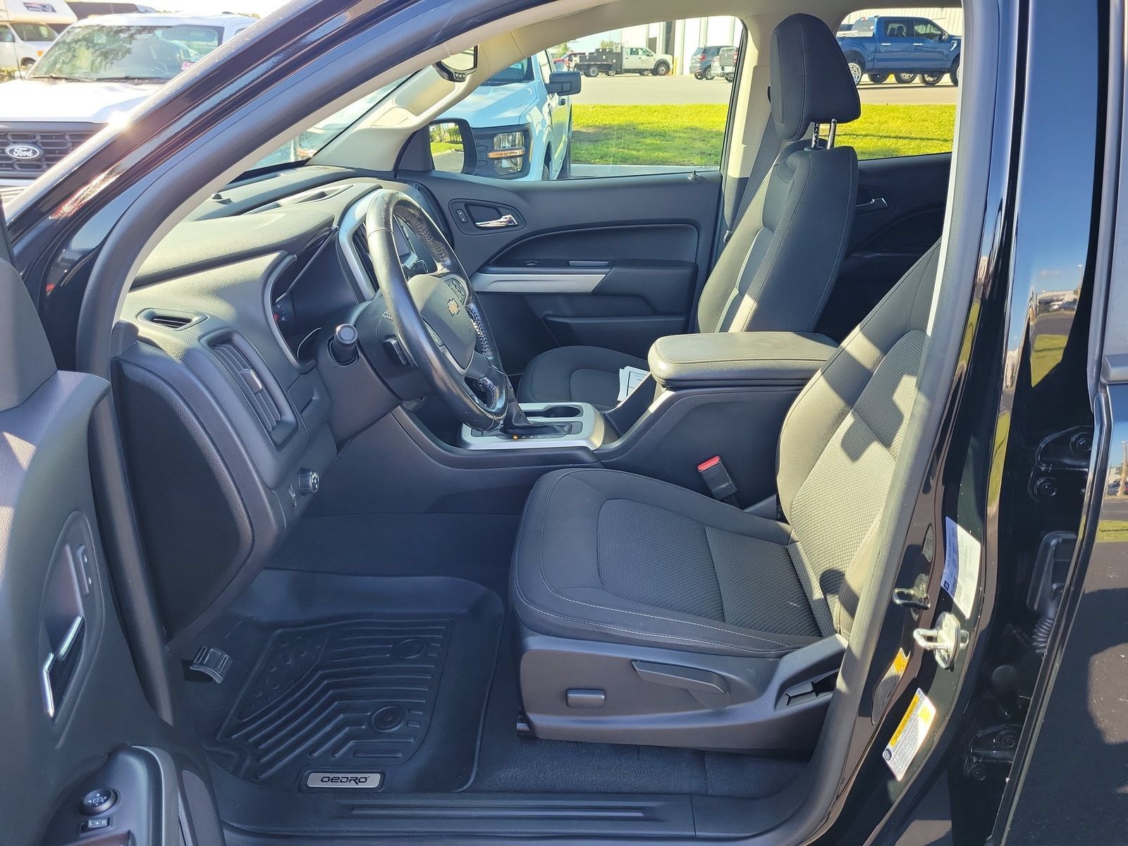 Used 2021 Chevrolet Colorado LT w/ Redline Special Edition RWD image 16