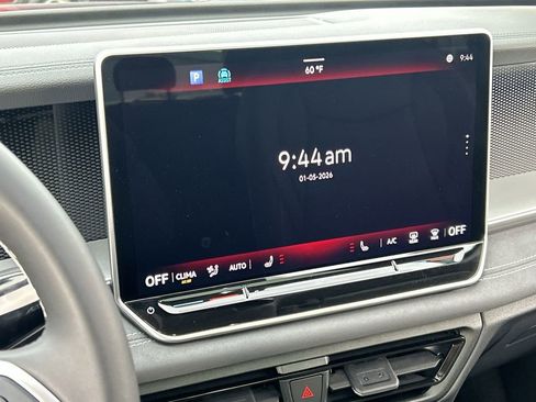 New 2026 Volkswagen Tiguan SE image 22